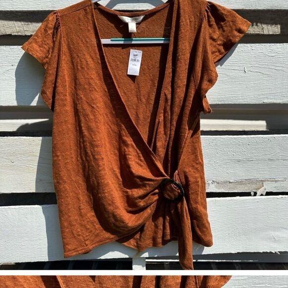 NWT Banana Republic Wrap Top - Picture 7 of 7